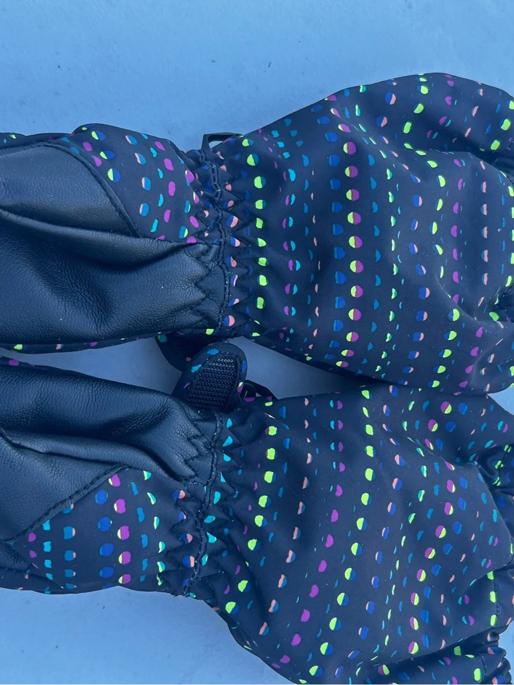 Baby Girl’s multicolor winter gloves Size 2T
